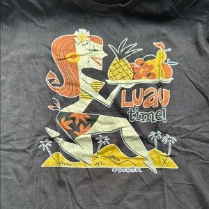 Black Luau Time Graphic T-Shirt size M